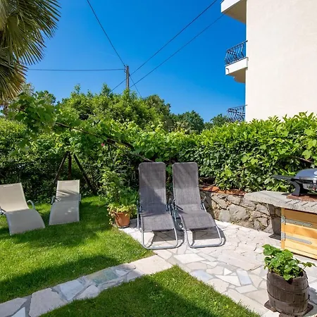 Garden Home Flora Rijeka Exterior photo